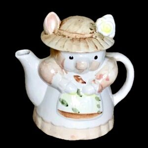 Vintage Miss Garden Pig Ceramic Teapot Piglet Country Cottagecore Farm Core Twee